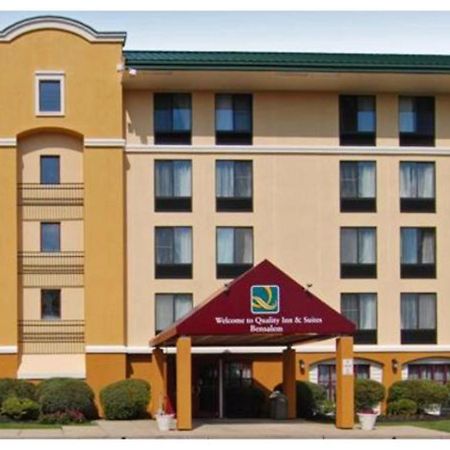 Quality Inn&Suites Bensalem Extérieur photo
